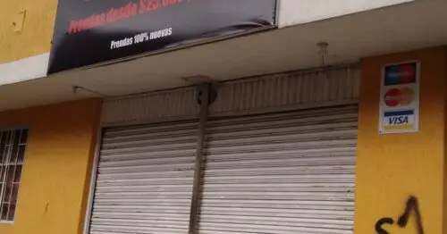 OUTLET PRENDAS DESDE $25000 Y MENOS OUTLET PRENDAS DESDE $25000 Y MENOS